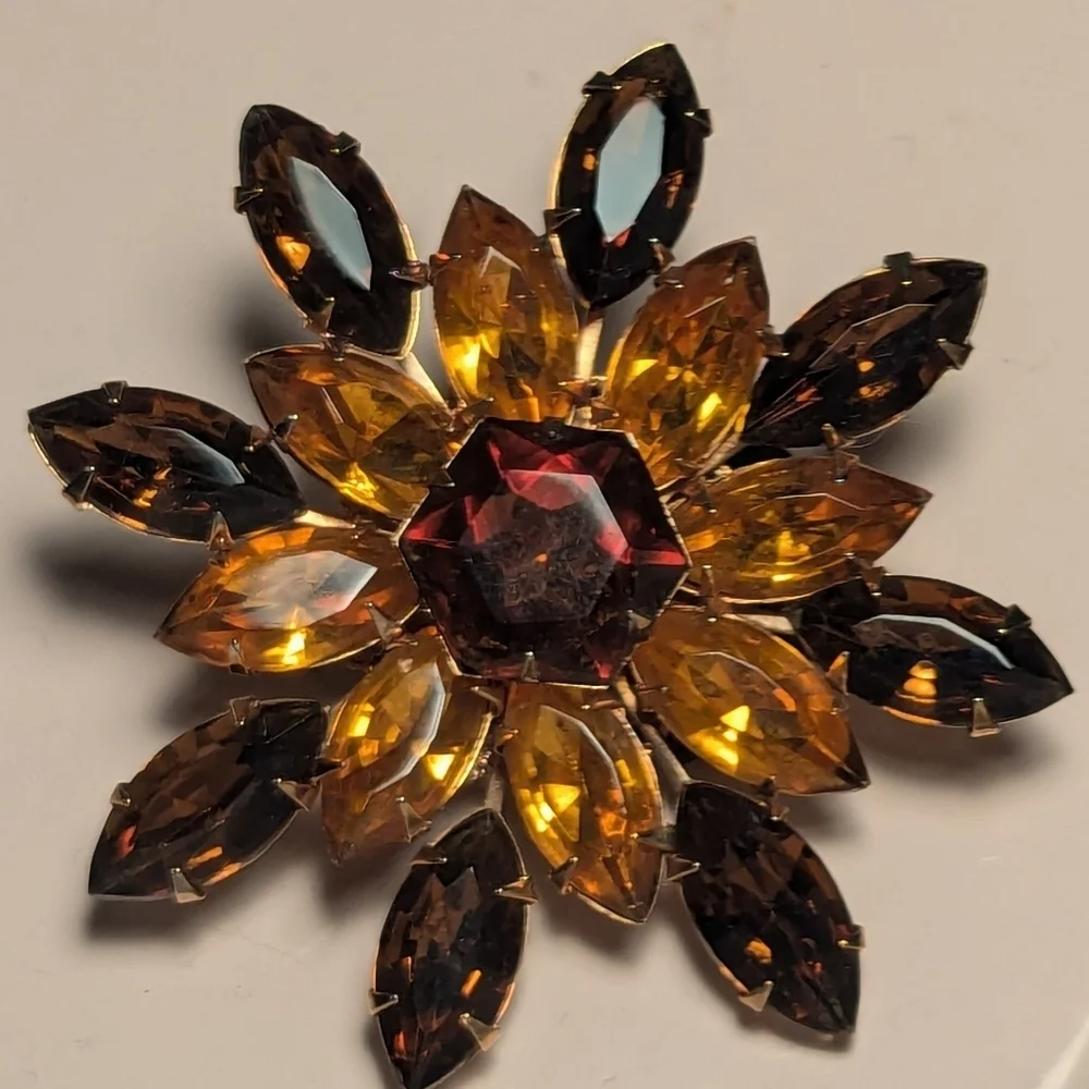 Vintage Brooch Goldtone Amber Pin Brown Floral 2.25